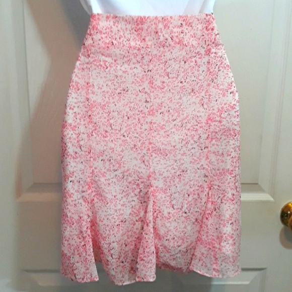 Fashion Bug skirt. - Picture 6 of 9